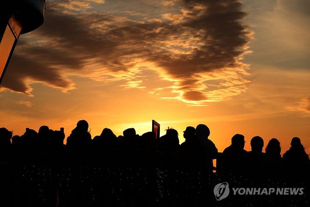 '2025년을 떠나보내며'