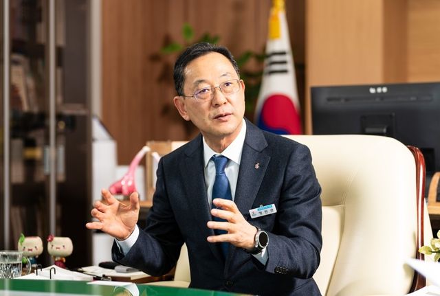 새해 포부 밝히는 명현관 해남군수