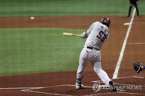 박병호의 키움 시절 힘찬 스윙