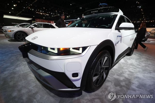 지난달 미 LA오토쇼에 전시된 현대차 아이오닉5