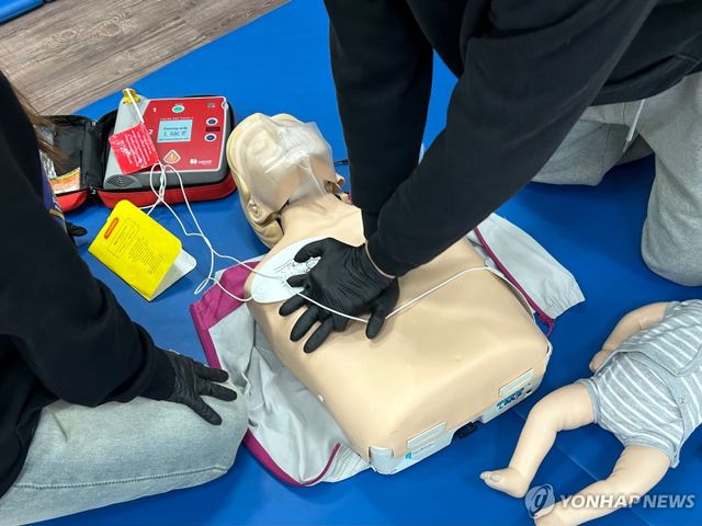 자동심장충격기 실습