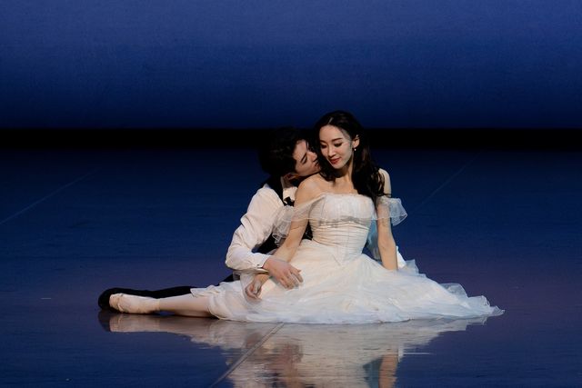 '카멜리아 레이디' 공연 중인 한나래