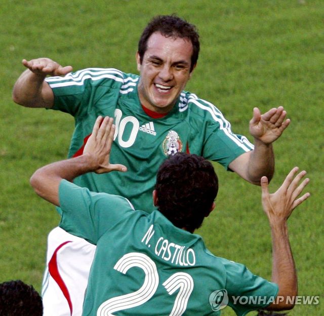 2007년 멕시코 축구 국가대표팀 현역 시절의 콰우테모크 블랑코