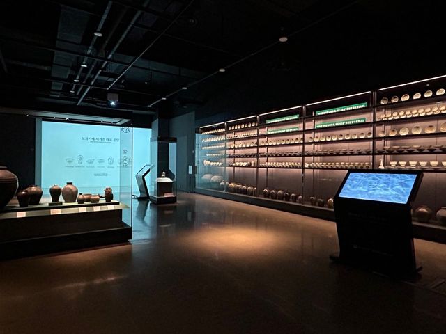 기존 '서해 해양교류' 전시실 모습 