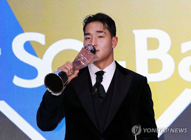 2025 KBO 신인상 수상자 안현민