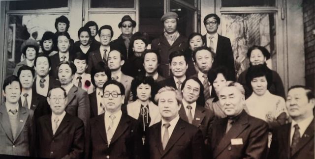 구소련 시절 한국어 신문 '레닌기치' 언론인들