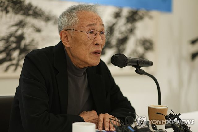 소설가 황석영, 신작 장편소설 '할매' 출간 기자간담회