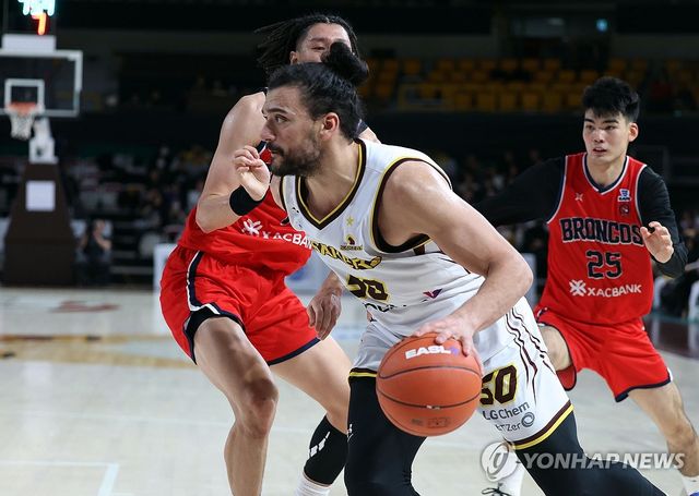 LG 아셈 마레이 맹활약