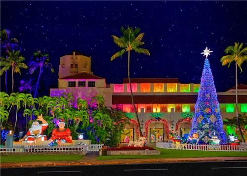 호놀룰루 시청 앞 성탄 장식 [하와이관광청 제공] 