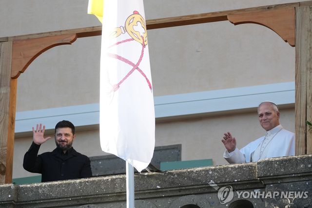 레오14세 교황, 젤렌스키 우크라 대통령 접견