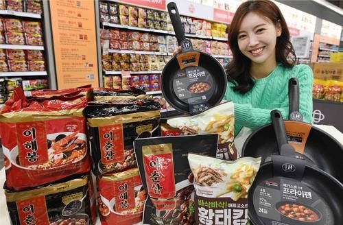 홈플러스의 이춘삼 짜장과 이해봉 짬뽕