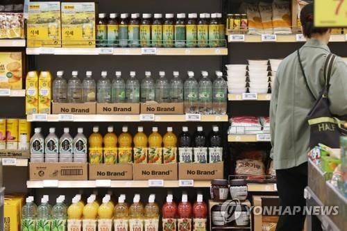 이마트 자체 브랜드 '노브랜드' 진열대