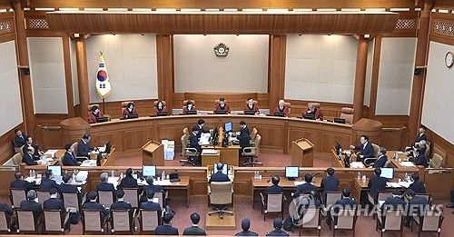 윤 대통령, 김용현 전 국방장관에게 직접 증인신문