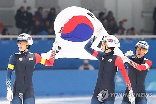 '원 팀(One Team)'이 일궈낸 은메달