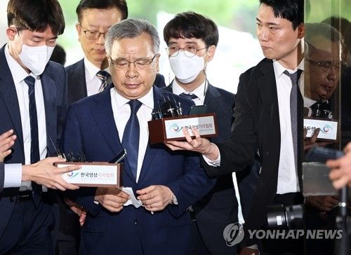 박영수 전 특검 ‘법정으로’