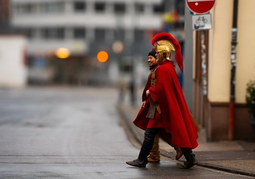 트리어 시내의 로마 병정 복장의 시민 [사진/성연재 기자] 