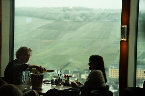 란추후트 성에서 와인을 마시는 사람들 [사진/성연재 기자] 