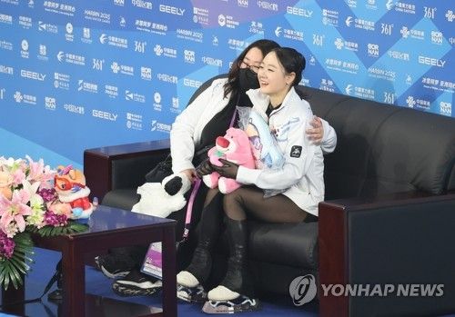 쇼트 연기 마친 김채연