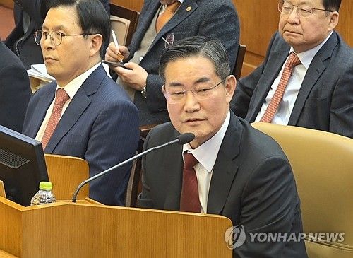 발언하는 신원식 국가안보실장