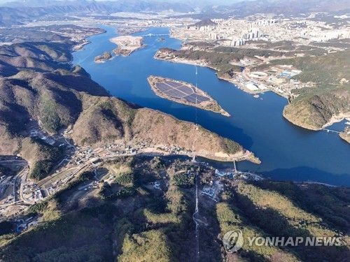 삼악산 호수케이블가에서 바라본 춘천시