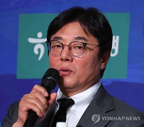 출사표 던지는 대전 황선홍 감독