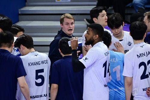 토미 틸리카이넨 대한항공 감독