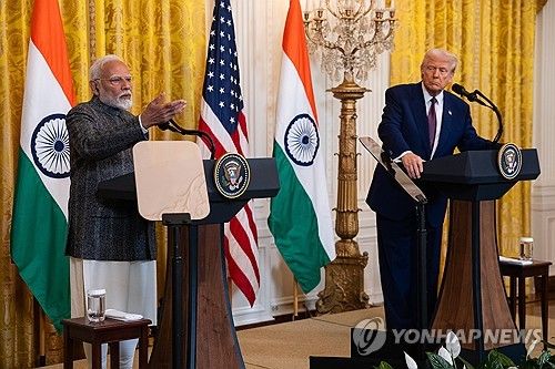 트럼프 미 대통령(오른쪽)과 모디 인도 총리