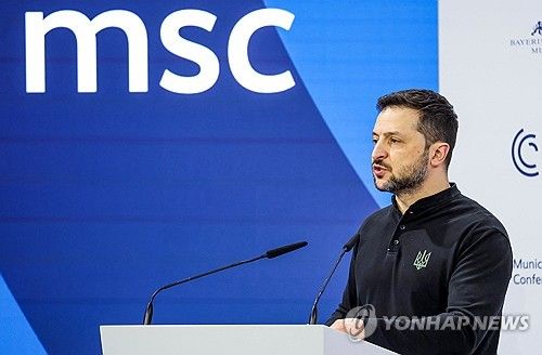 연설하는 젤렌스키 대통령