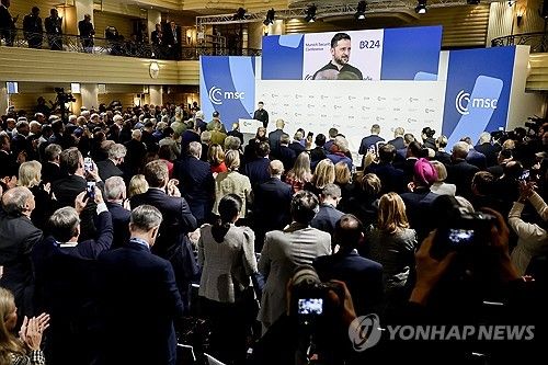 연설하는 젤렌스키 대통령