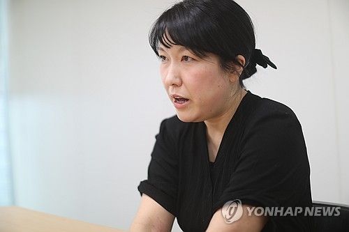 연합뉴스와 인터뷰 중인 김수빈 나부협 회장