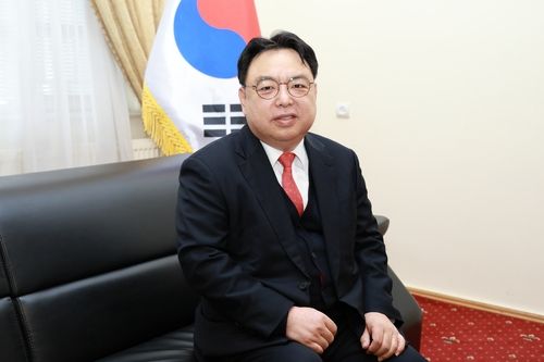 연합뉴스와 인터뷰하는 김현두 주조지아 한국대사