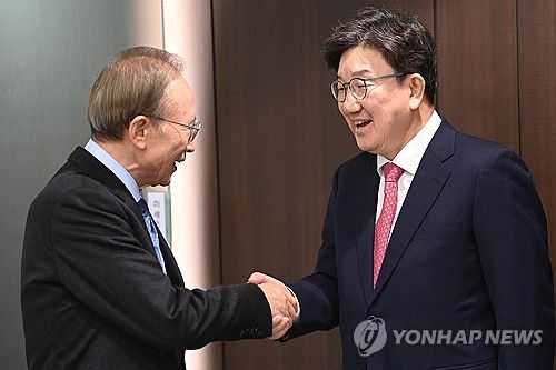 권성동, 이명박 전 대통령 예방