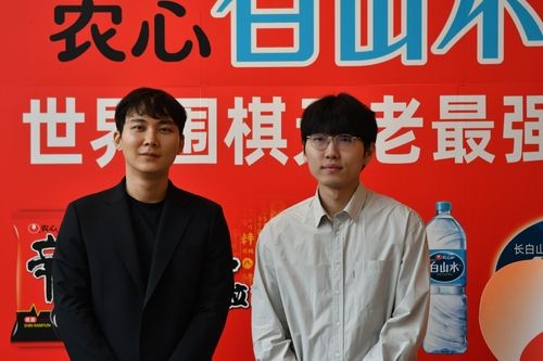 한국 바둑의 '원투 펀치' 신진서(오른쪽), 박정환 9단
