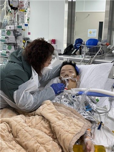 김준혁 씨(오른쪽)와 어머니 김미경 씨