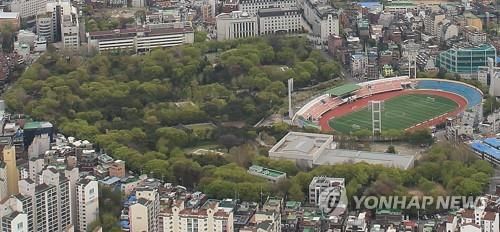 상공에서 바라본 효창공원 [서울연구원 서울연구데이터서비스 제공. 재판매 및 DB 금지]