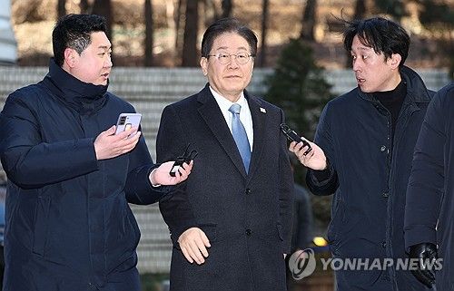 법정 향하는 이재명 대표