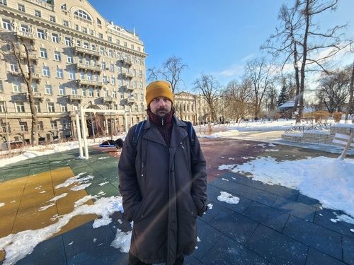 키이우 세브첸코 공원에서 인터뷰하는 올렉시이 씨