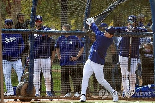 타격 훈련하는 다저스 김혜성