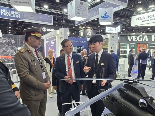 카타르 군 고위 관계자 만난 강구영 KAI 사장