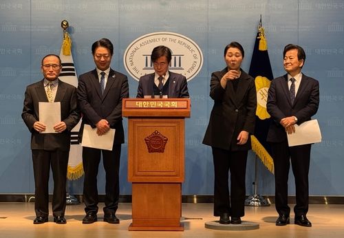 국회 특별방문단, 방미 성과 기자회견 