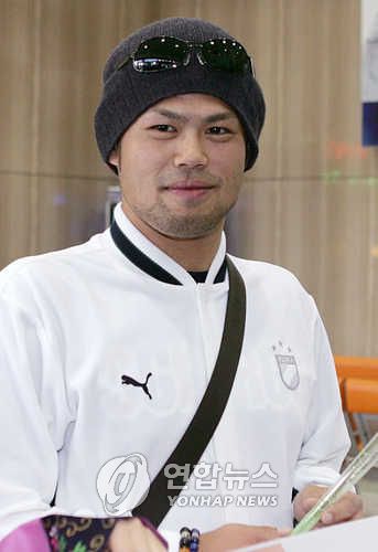 2005년 지바 롯데 선수 시절 이마에 도시아키 인스트럭터