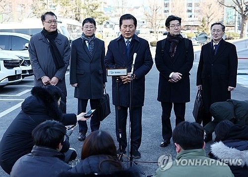 발언하는 정청래 위원장