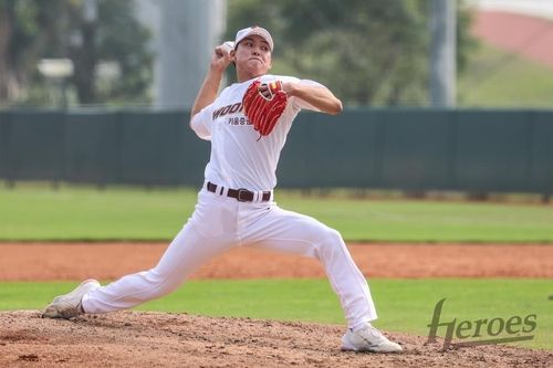 투구하는 키움 신인 투수 김서준