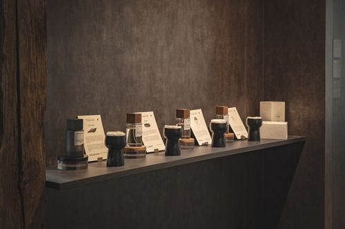 [신세계면세점 제공. 재판매 및 DB 금지]