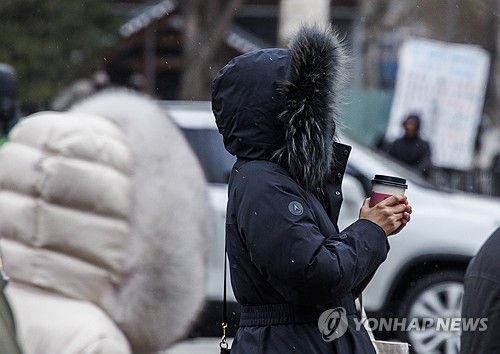 출근하는 시민들