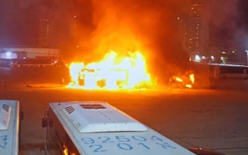 이스라엘서 테러 의심 버스 폭발