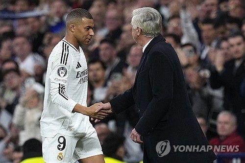 음바페와 안첼로티 감독