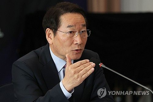 시도지사협의회장을 맡고 있는 유정복 인천시장