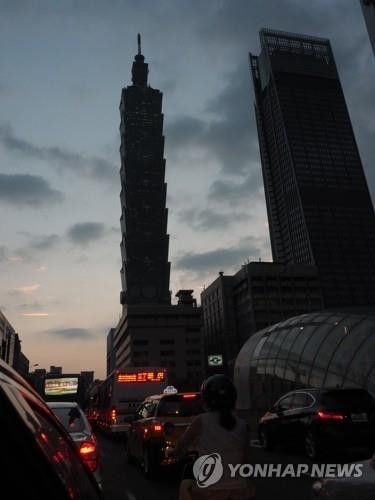 2017년 대만 대규모 정전사태 당시 불꺼진 타이베이 101