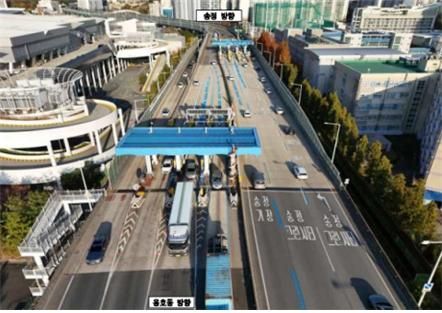 부산 광안대교 상부 요금소